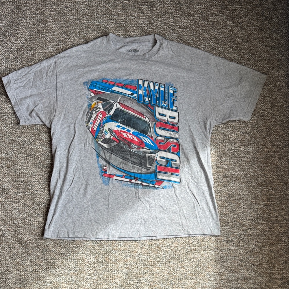 Kyle Busch NASCAR Graphic Men's T-Shirt